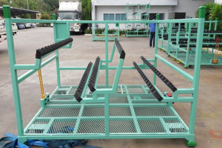 GPE1. Racks